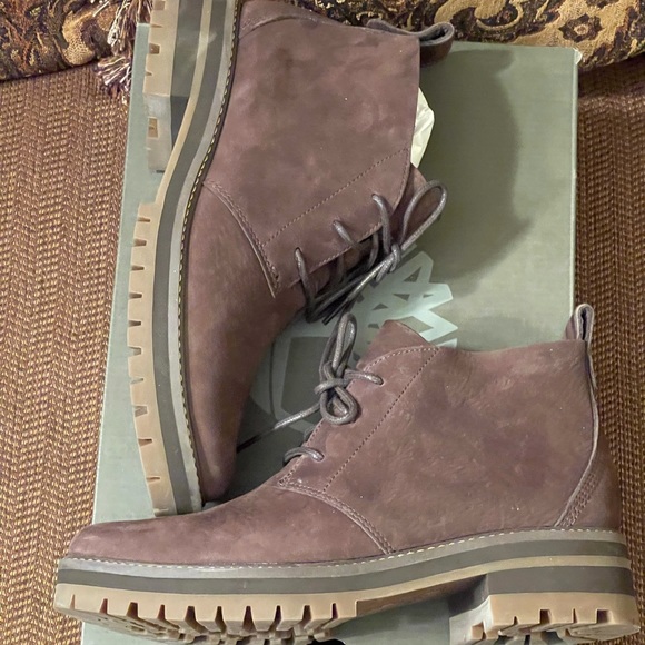 100% Auth Timberland Boots - Picture 8 of 14